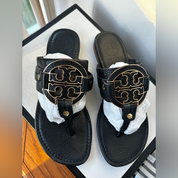 Sale🔥 Authentic Tory Burch Sandals - Picture 3 of 6